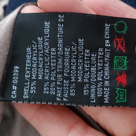 Vintage Hooded Faux Fur Coat with pockets size medium - Picture 10 of 12